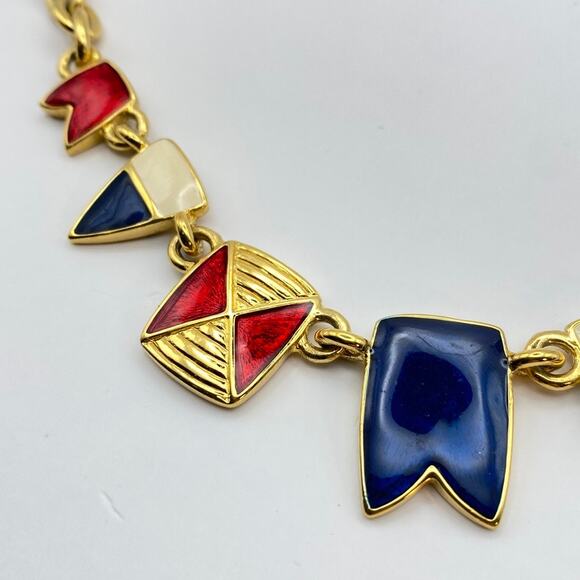 NWOT Vtg TRIFARI Flag Nautical Necklace Red White Blue Gold Tone Toggle Clasp - Picture 4 of 8